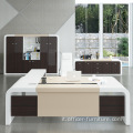 Elegante Atmosfera Amministratore Delegato Desk